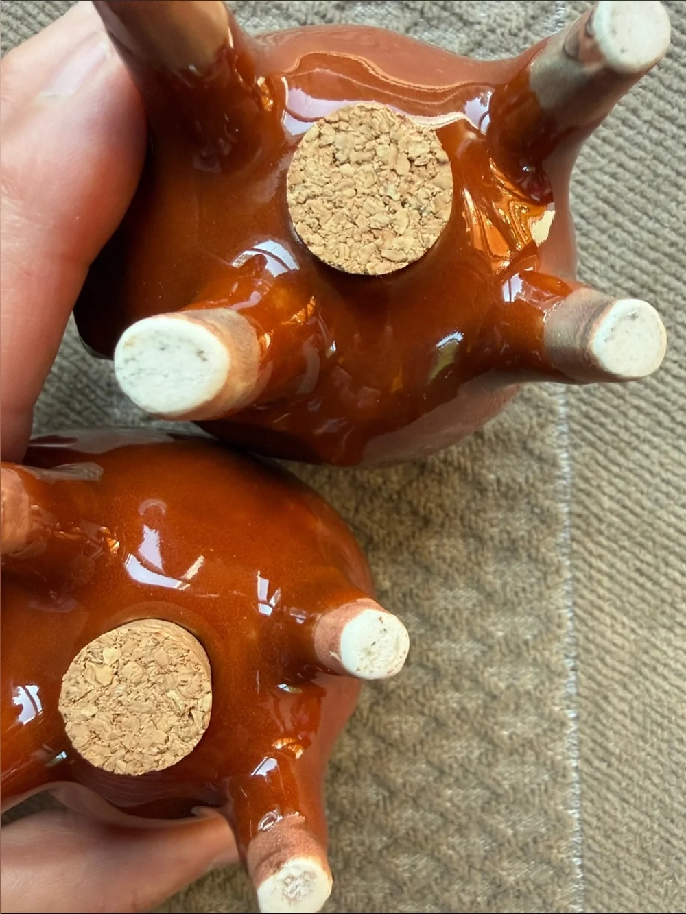 Williams Sonoma Brown Glazed pottery Ceramic Pig Salt & Pepper Shakers w/ corks